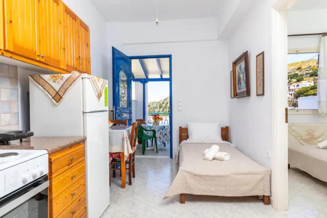 Eleni'S House Villa Koronos Bagian luar foto